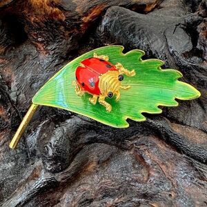 Vintage Hattie Carnegie Lady Bug Green Leaf Brooch Pin Enamel Insect Whimsical